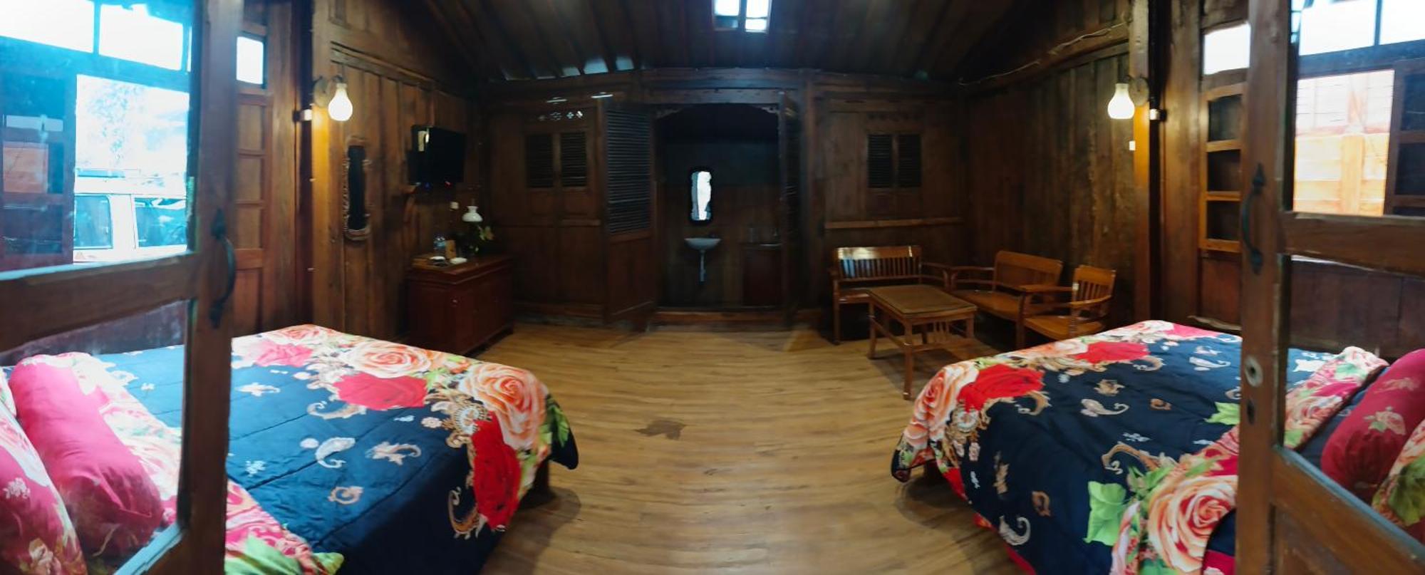Villa Omah Kayu Bromo Ngadisari Esterno foto
