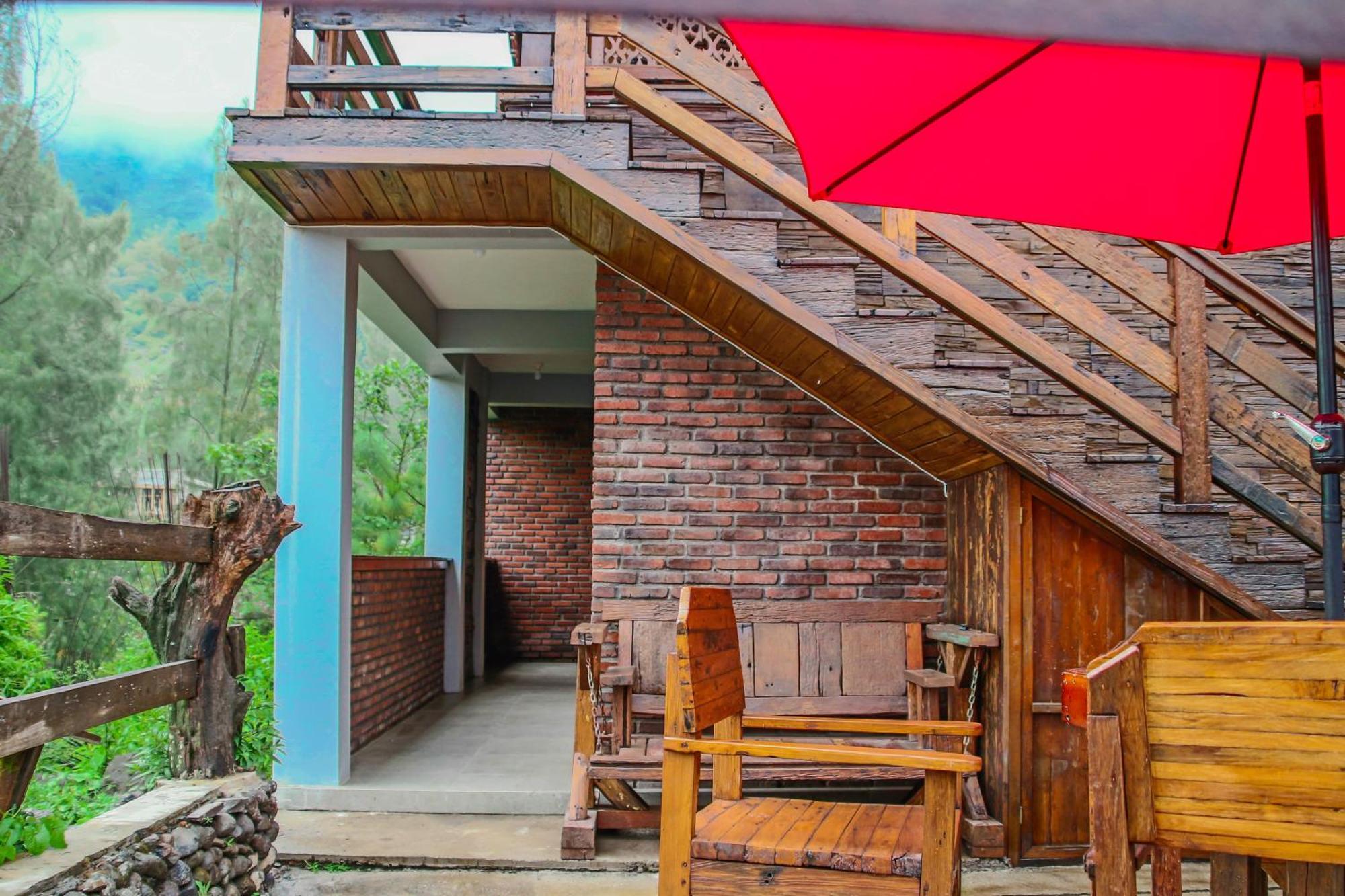 Villa Omah Kayu Bromo Ngadisari Esterno foto