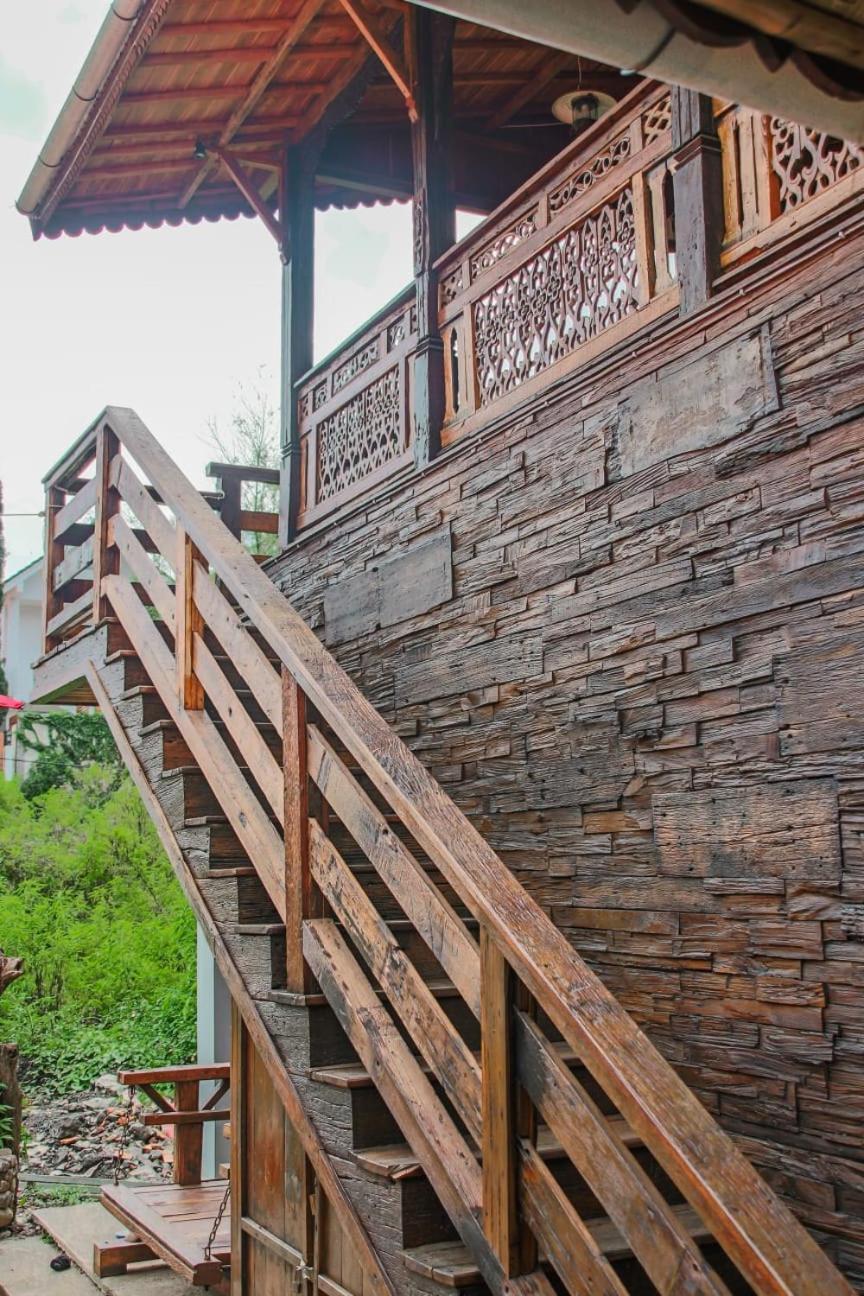 Villa Omah Kayu Bromo Ngadisari Esterno foto